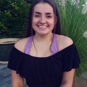 Meet your Posher, Riley